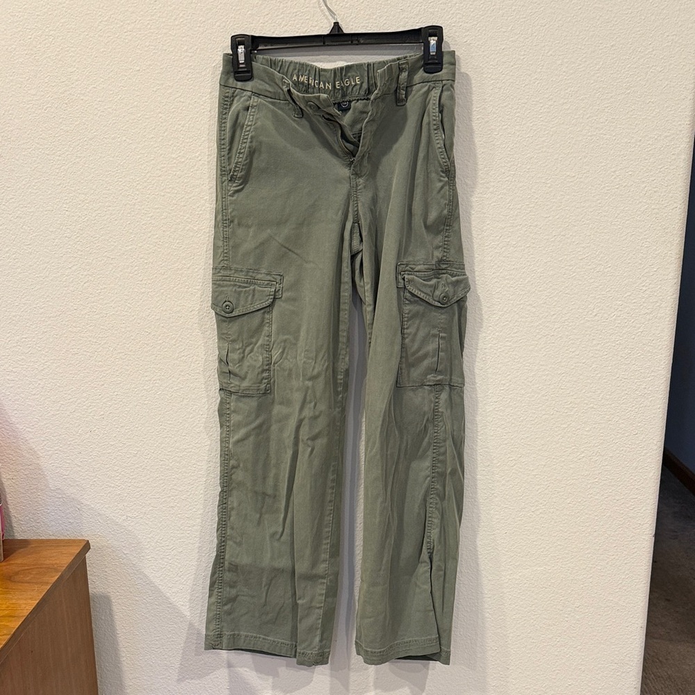 American Eagle Outfitters Green Cargo Pants